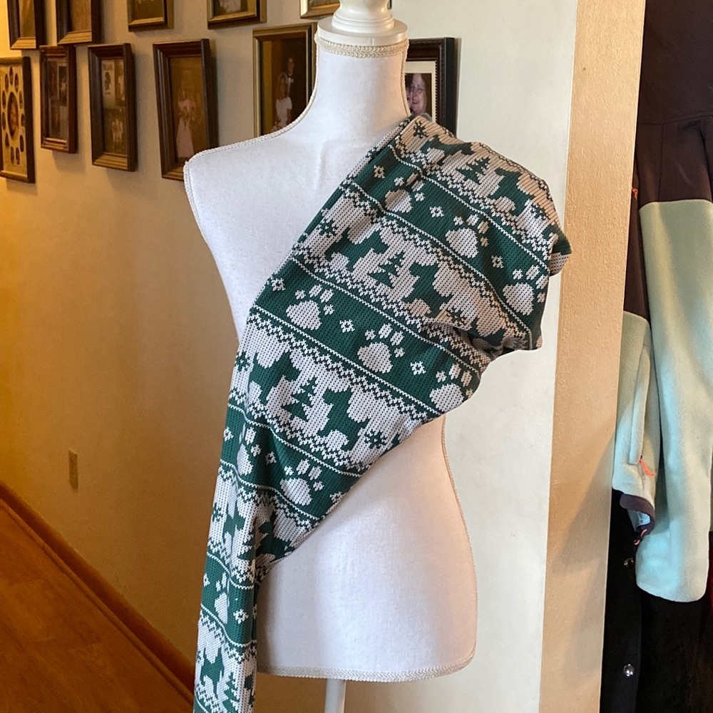 Lularoe Christmas leggings. TC2